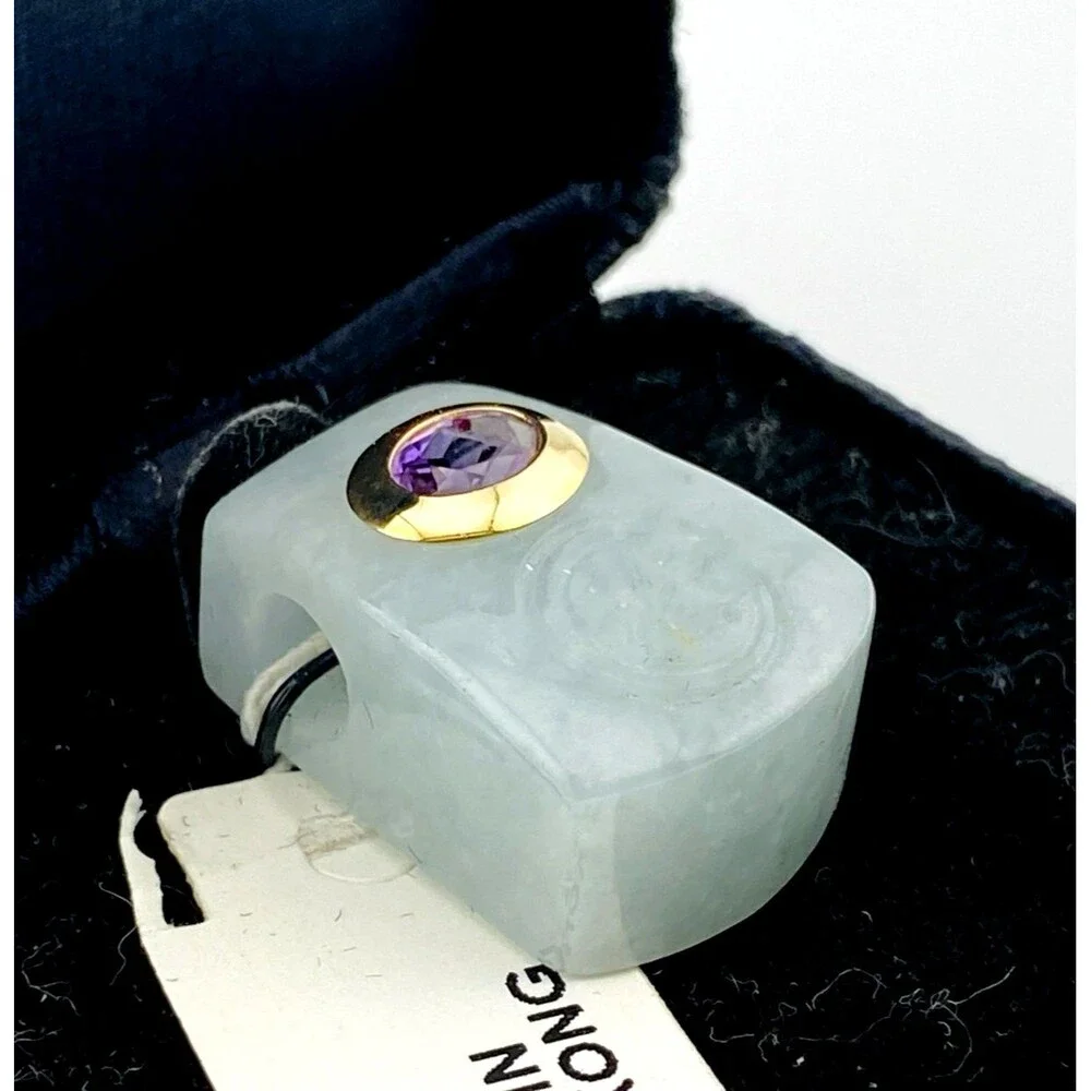 Hong Kong Jade Pendant 14k Gold w/ Amethyst NEW w/ Tag in Original Gift Box